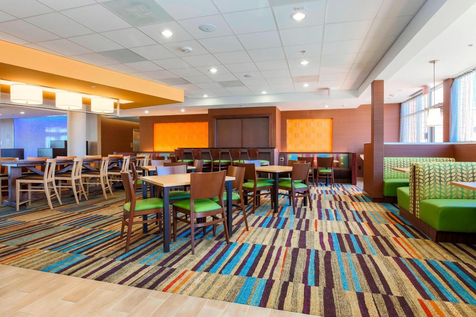 Fairfield Inn & Suites By Marriott Pleasanton Eksteriør billede