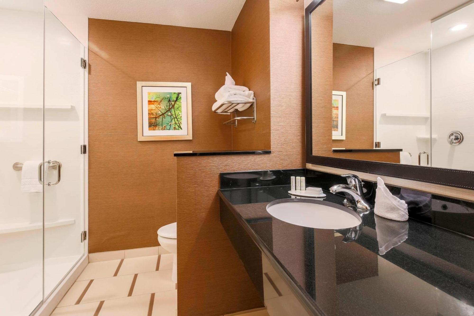 Fairfield Inn & Suites By Marriott Pleasanton Eksteriør billede